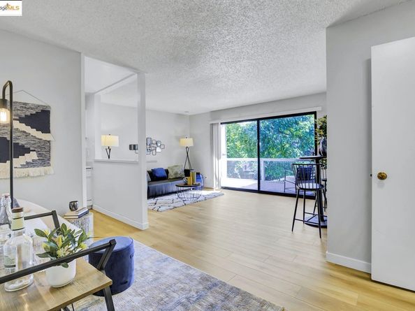 3 Admiral Dr F370, Emeryville CA 94608