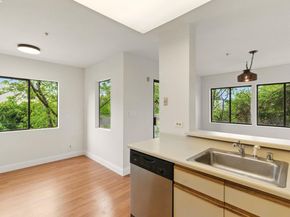 245 Perkins St 33, Oakland CA 94610