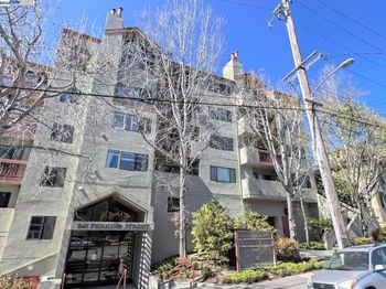 245 Perkins St