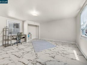 9305 Burr St, Oakland CA 94605