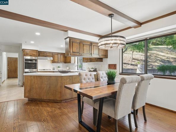 3938 Los Arabis Dr, Lafayette CA 94549