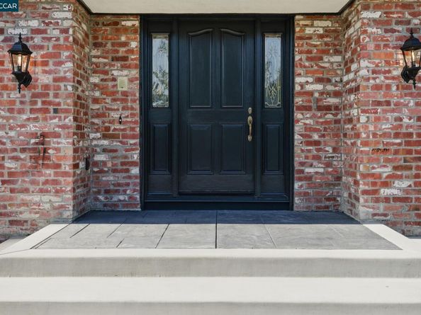 3938 Los Arabis Dr, Lafayette CA 94549