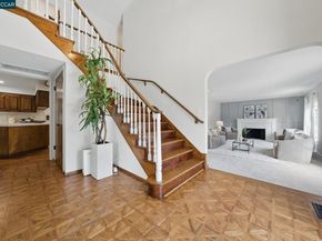 3938 Los Arabis Dr, Lafayette CA 94549