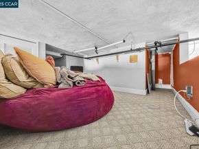 247 4Th St 206, Oakland CA 94607