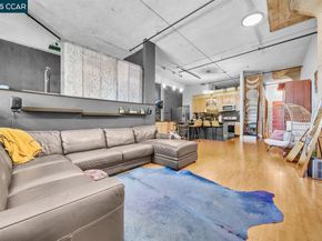 247 4Th St 206, Oakland CA 94607