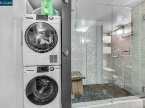 247 4Th St 206, Oakland CA 94607