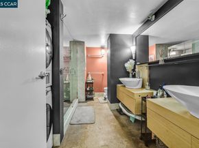 247 4Th St 206, Oakland CA 94607