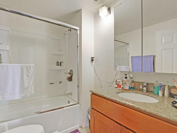 3311 E 17th St, Oakland CA 94601