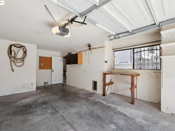 1310 Mallard Dr, Richmond CA 94801
