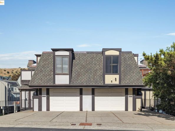 1310 Mallard Dr, Richmond CA 94801