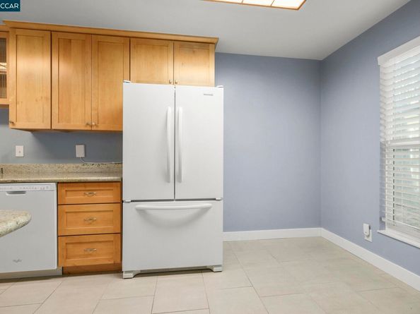 651 Moraga Rd 13, Moraga CA 94556