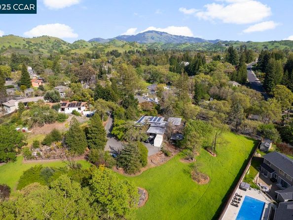 1101 Scots Ln, Walnut Creek CA 94596