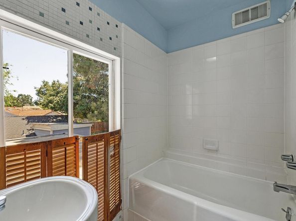 2211 College Avenue, Livermore CA 94550