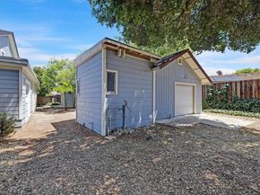 2211 College Avenue, Livermore CA 94550