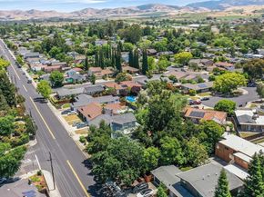2211 College Avenue, Livermore CA 94550