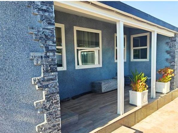 11080 De Foe Avenue, Pacoima (los Angeles) CA 91331