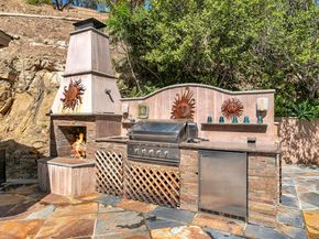 9999 Wornom Avenue, Sunland (los Angeles) CA 91040