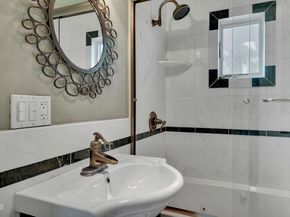 9999 Wornom Avenue, Sunland (los Angeles) CA 91040