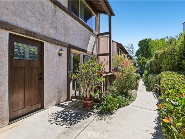 328 S Miraleste, San Pedro (los Angeles) CA 90732