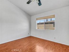 18347 Saticoy 24, Reseda (los Angeles) CA 91335