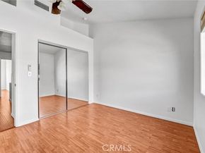 18347 Saticoy 24, Reseda (los Angeles) CA 91335