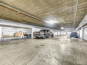 18347 Saticoy 24, Reseda (los Angeles) CA 91335