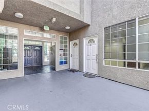 18347 Saticoy 24, Reseda (los Angeles) CA 91335