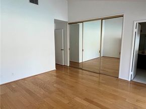 8390 Faust, West Hills (los Angeles) CA 91304