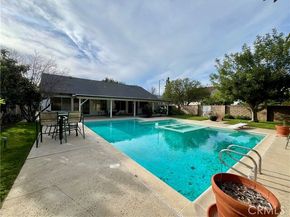 8390 Faust, West Hills (los Angeles) CA 91304