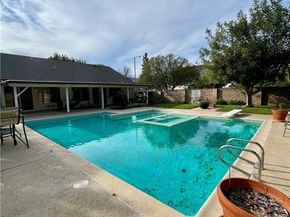 8390 Faust, West Hills (los Angeles) CA 91304