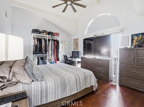 14325 Foothill 9, Sylmar (los Angeles) CA 91342