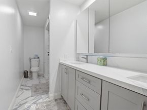 14325 Foothill 9, Sylmar (los Angeles) CA 91342