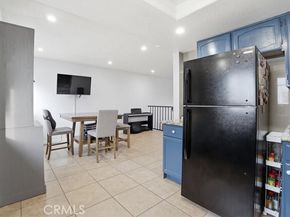 14325 Foothill 9, Sylmar (los Angeles) CA 91342