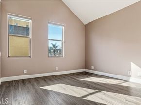 14256 Victory Boulevard 3, Van Nuys (los Angeles) CA 91401