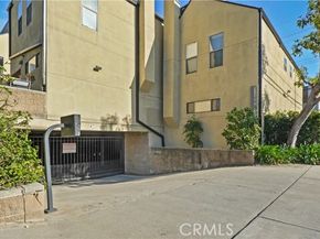 14256 Victory Boulevard 3, Van Nuys (los Angeles) CA 91401