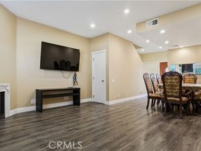 14256 Victory Boulevard 3, Van Nuys (los Angeles) CA 91401