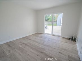 9633 Lilly Court, Northridge (los Angeles) CA 91325