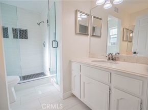 9633 Lilly Court, Northridge (los Angeles) CA 91325