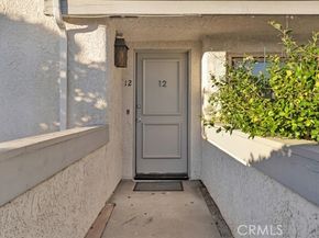 21901 Dupont Street 12, Chatsworth (los Angeles) CA 91311