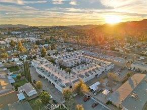 21901 Dupont Street 12, Chatsworth (los Angeles) CA 91311