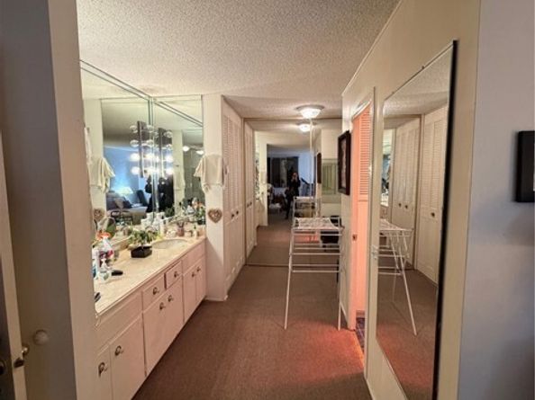 5301 Balboa Boulevard F2, Encino (los Angeles) CA 91316