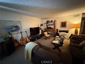 5301 Balboa Boulevard F2, Encino (los Angeles) CA 91316