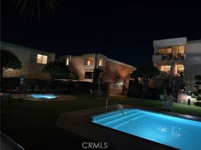 5301 Balboa Boulevard F2, Encino (los Angeles) CA 91316