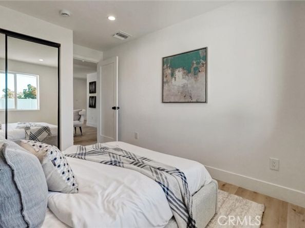 13791 Gavina Avenue, Sylmar (los Angeles) CA 91342