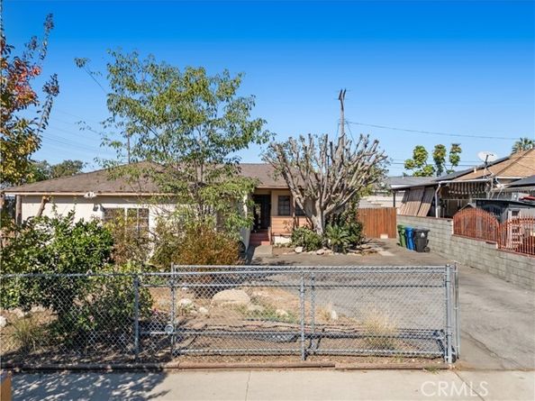 13641 Weidner, Pacoima (los Angeles) CA 91331