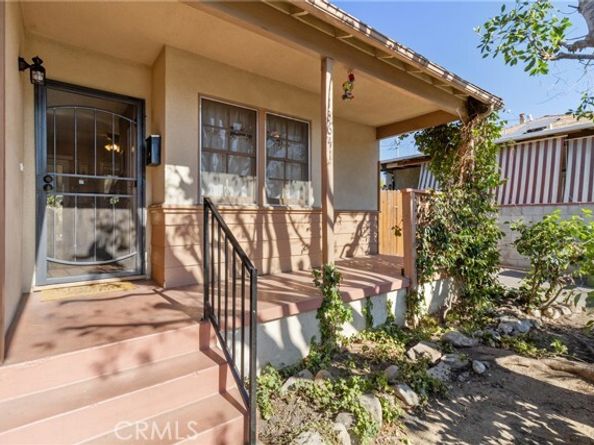 13641 Weidner, Pacoima (los Angeles) CA 91331
