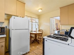 13641 Weidner, Pacoima (los Angeles) CA 91331