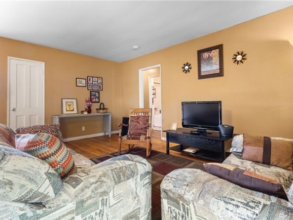 13641 Weidner, Pacoima (los Angeles) CA 91331