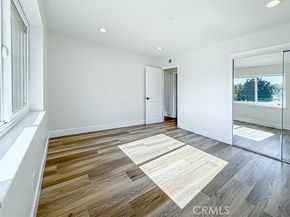 23275 Hamlin, West Hills (los Angeles) CA 91307