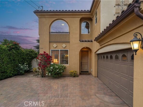 18141 Topham Street, Tarzana (los Angeles) CA 91335